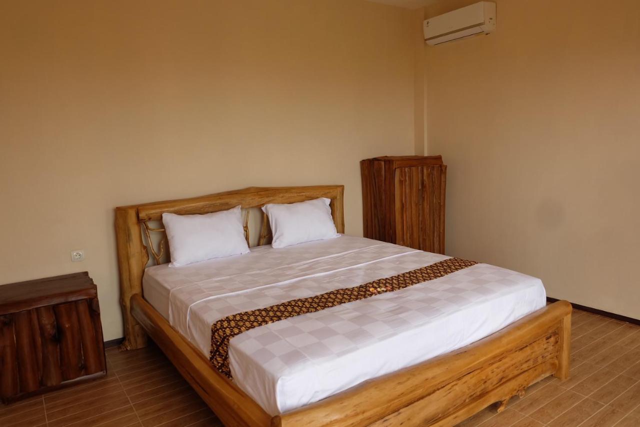 Kelapa Surf Villa Pulukan Exterior photo